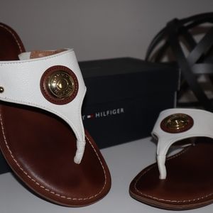 Tommy Hilfiger Size 7 sandals